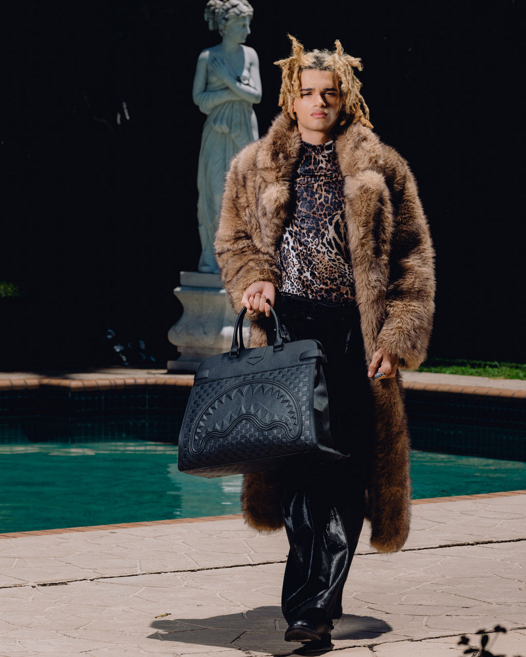 THE GHOST MAISON TRAVEL TOTE