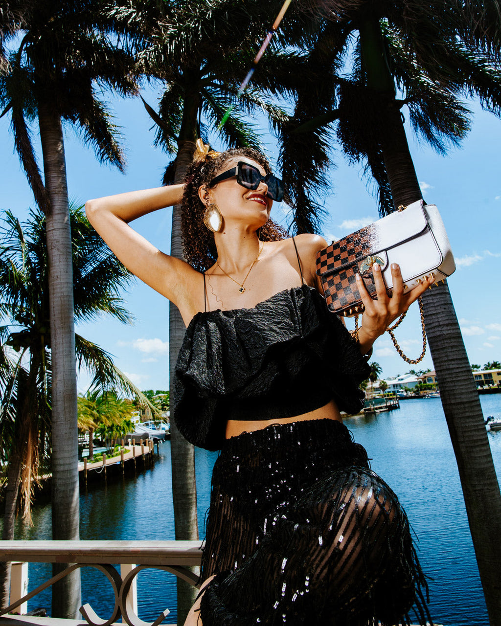 SPRAYSHARKS WORLDWIDE SHARK HANDBAG