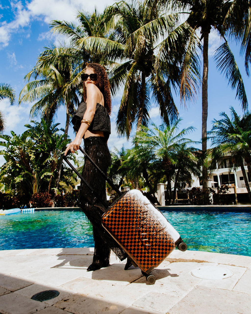SPRAYSHARKS WORLDWIDE SHARKITECTURE CARRY-ON LUGGAGE