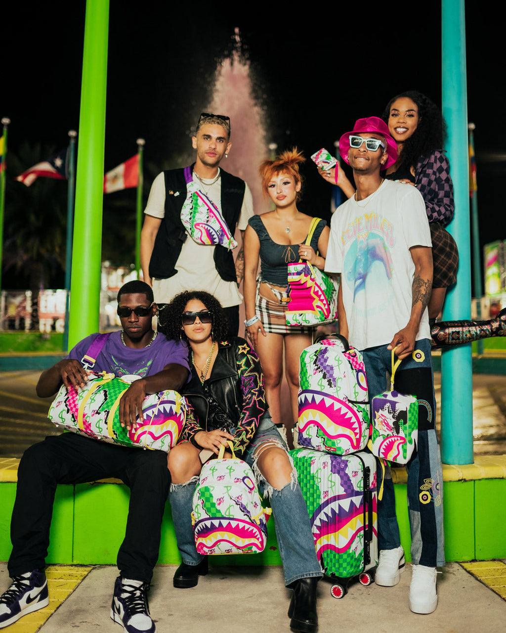 DREAMY TECHNICOLOR DUFFLE