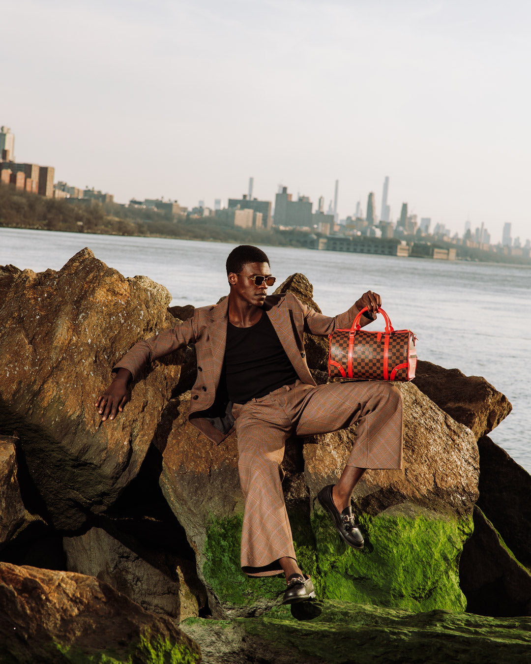 TAKEOVER THE THRONE MINI DUFFLE