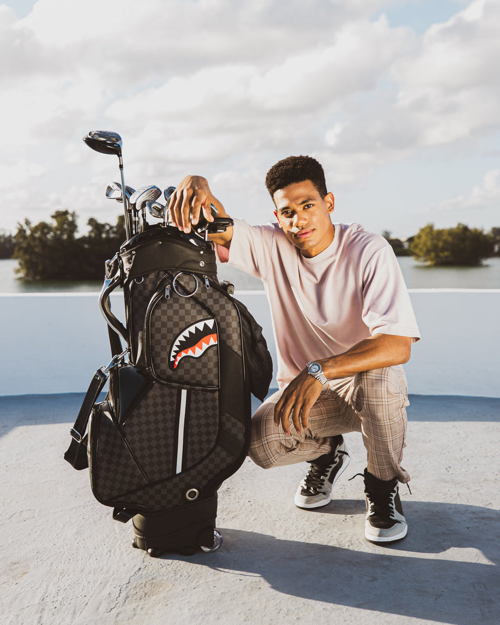 HENNY AIIR TO THE THRONE PRO GOLF BAG